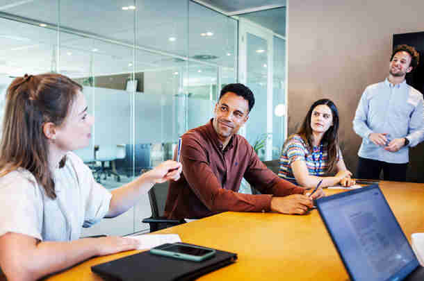 collega's in overleg